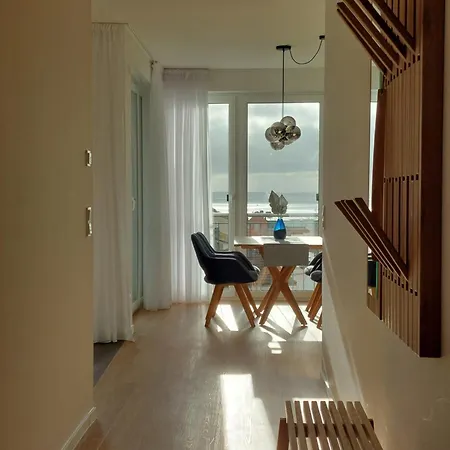 Meerraum - Mit Ausblick Und Sauna! Lägenhet Sassnitz